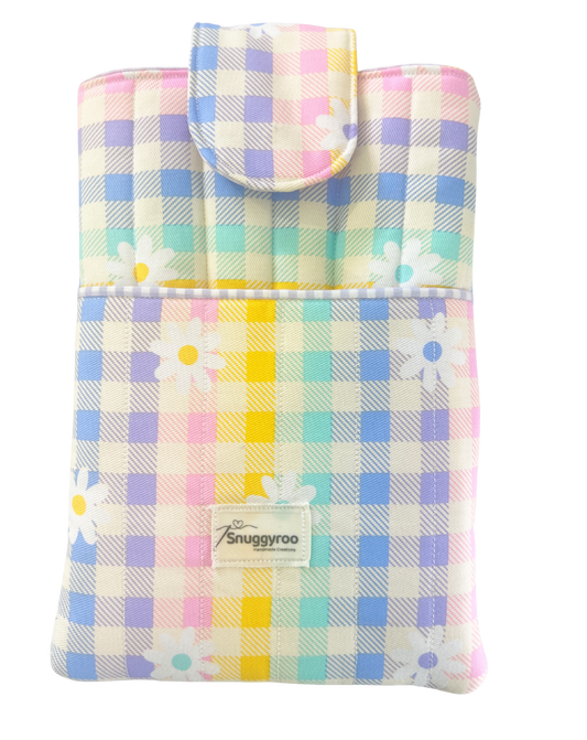 Candy colour - Book Sleeve (Small)